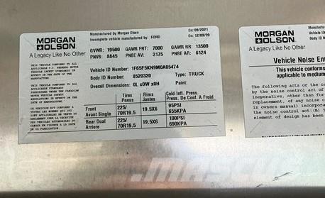 Ford P1000 F59 Camiões de caixa fechada