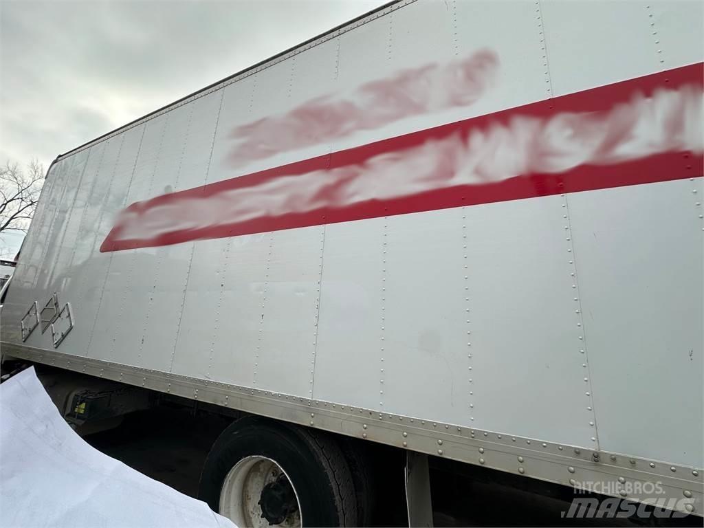 Freightliner M2 Camiões de caixa fechada