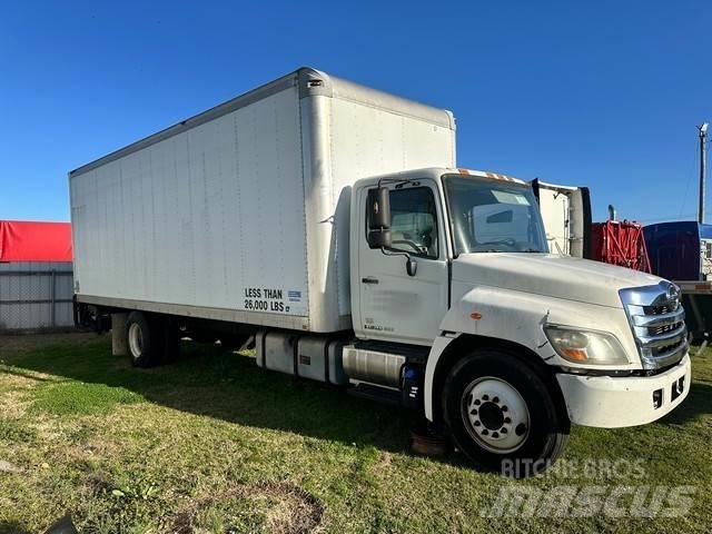 Hino 268 Camiões de caixa fechada