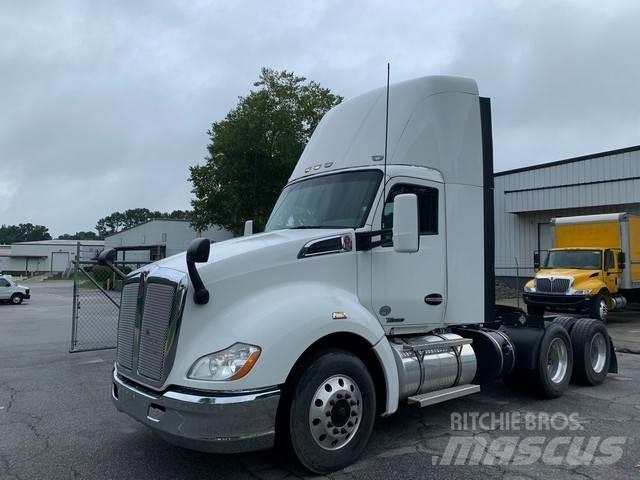 Kenworth T680 Tractores (camiões)