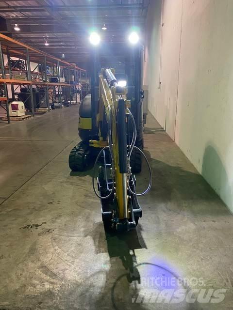  Kymron XH26D Escavadoras de rastos