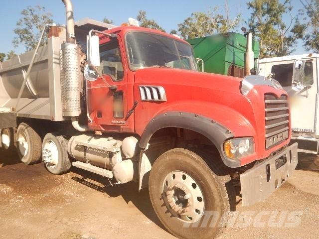 Mack GU713 Camiões basculantes