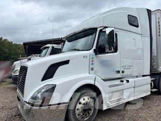 Volvo VNL64T780 Tractores (camiões)
