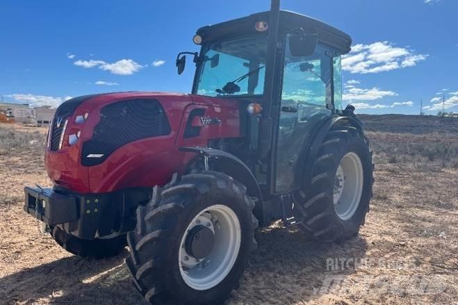 Valtra F105S Tratores Agrícolas usados