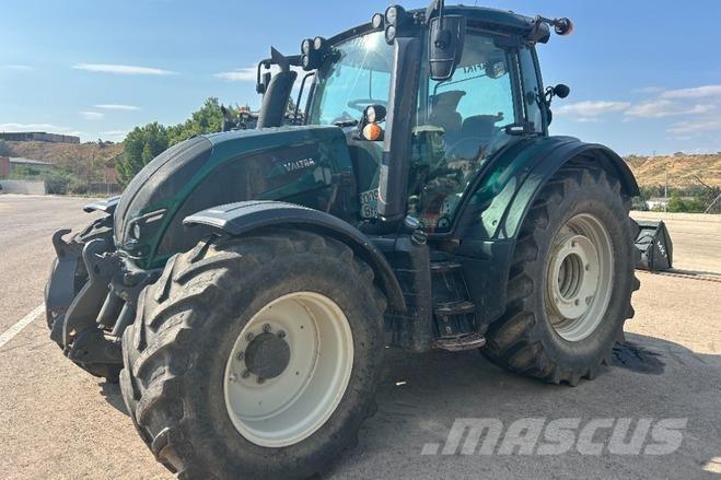 Valtra N154 E Tratores Agrícolas usados