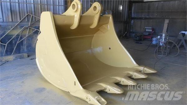 CAT 1735720 Baldes