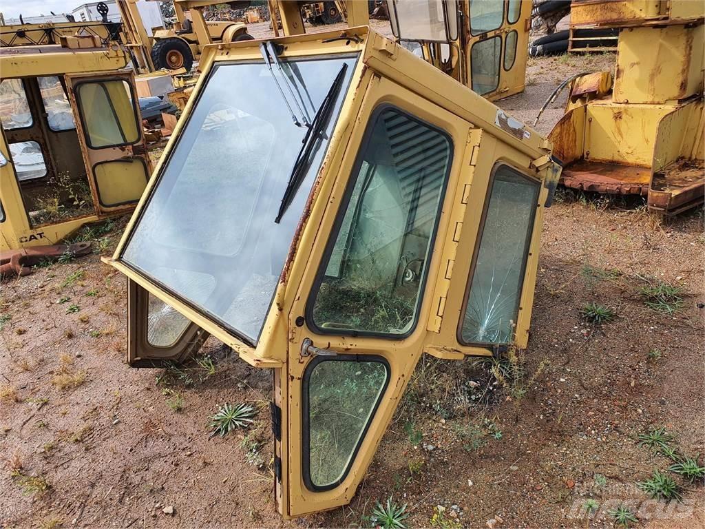 CAT 973 Cabines e interior máquinas construção
