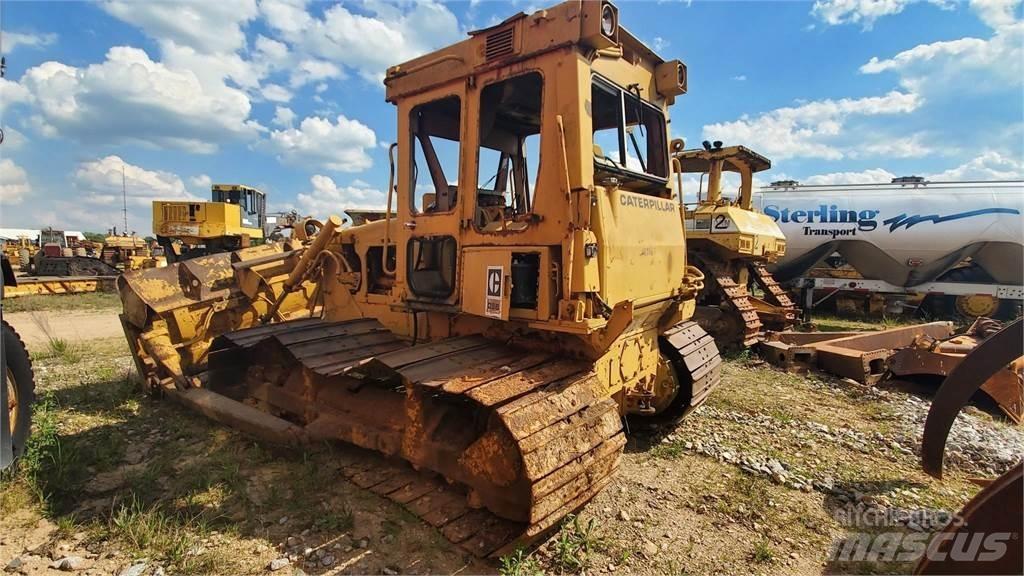 CAT D5B Dozers - Tratores rastos