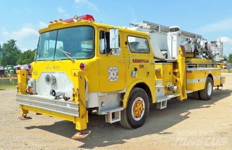 Mack CF685 Carros de bombeiros