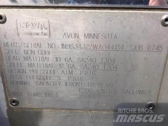  NOVA Reboques cisterna