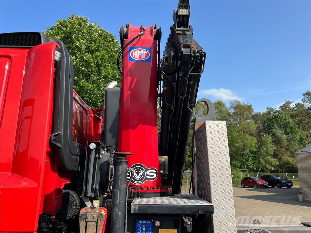 DAF CF 480 FAX 8x2*6 Camiões caixa desmontável com elevador de cabo