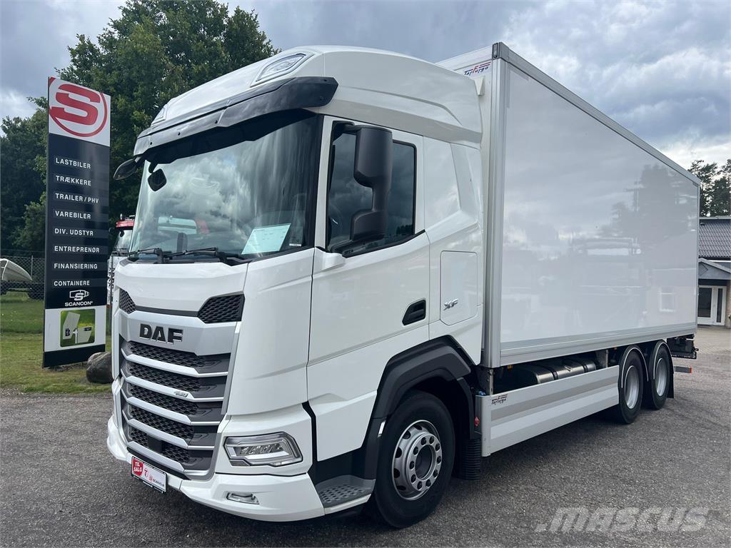 DAF XF480 FAS 6x2 Camiões de caixa fechada