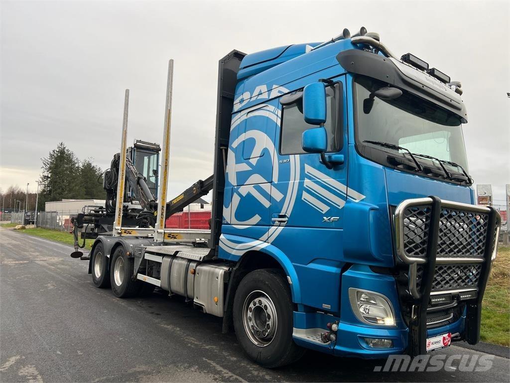 DAF XF530 FAT 6x4 Camiões de transporte de troncos