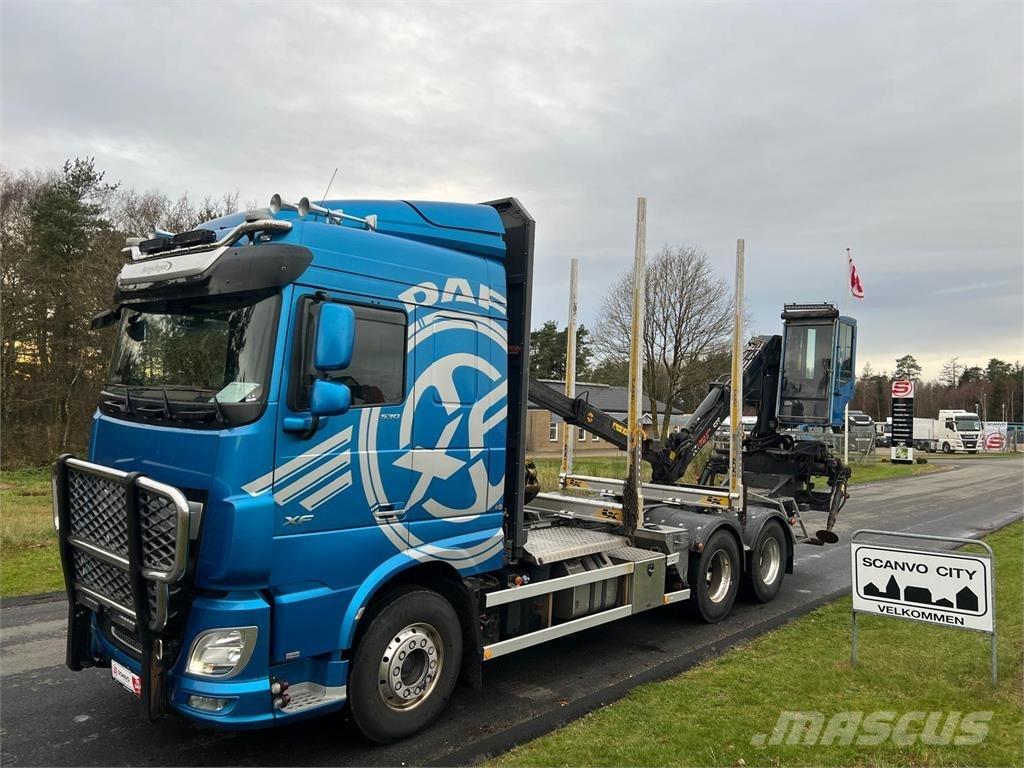 DAF XF530 FAT 6x4 Camiões de transporte de troncos