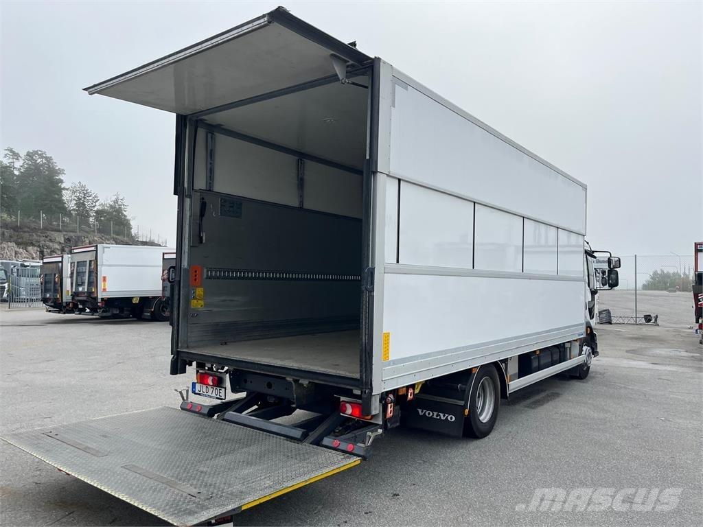 Volvo FL 250 16 ton Camiões de caixa fechada