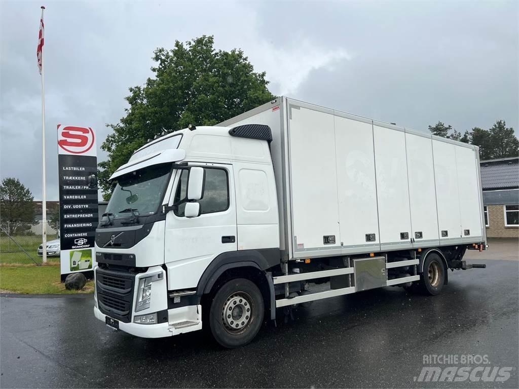 Volvo FM330 Camiões de caixa fechada