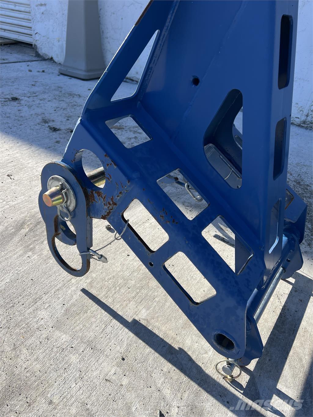 Manitex  Peças e equipamento de gruas