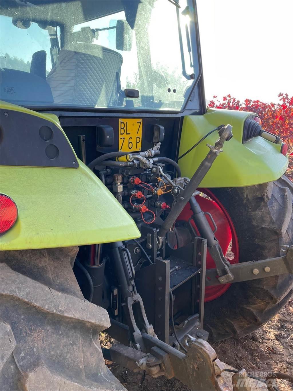 CLAAS AXOS 340 Tratores Agrícolas usados