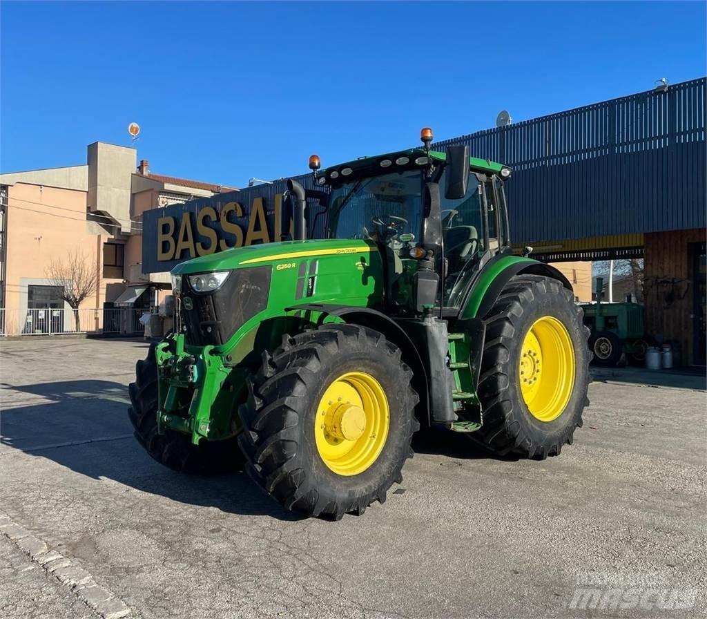 John Deere 6250 R Tratores Agrícolas usados