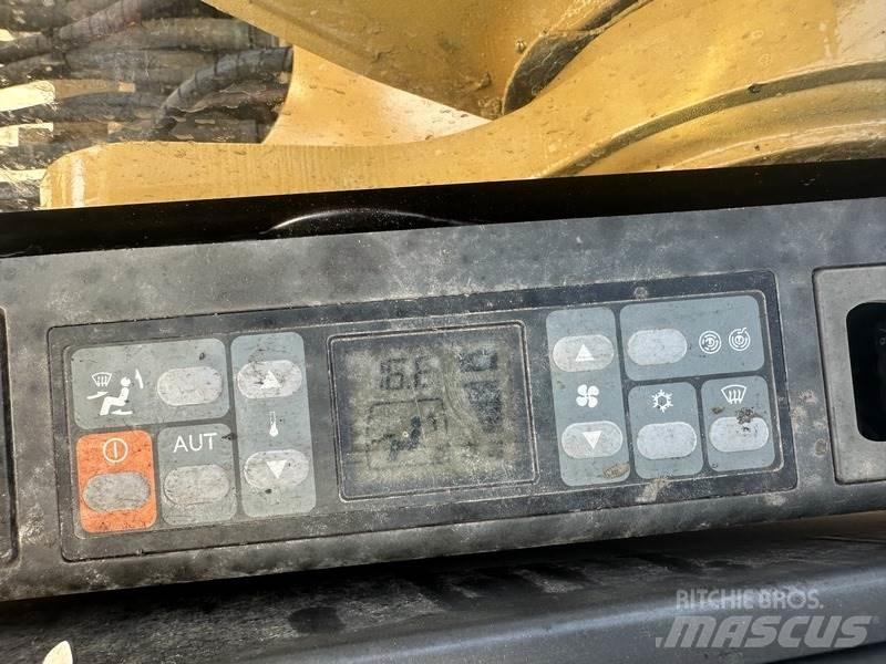 CAT 320 Escavadoras de rastos