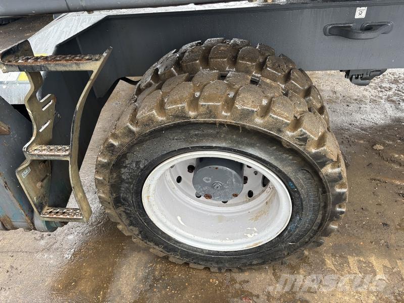 Fuchs MHL320 Movimentação cargas - Outros
