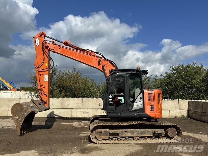 Hitachi ZX135 Escavadoras de rastos