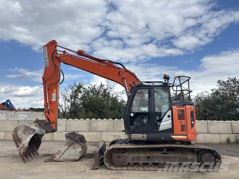 Hitachi ZX135 US-6 Escavadoras de rastos
