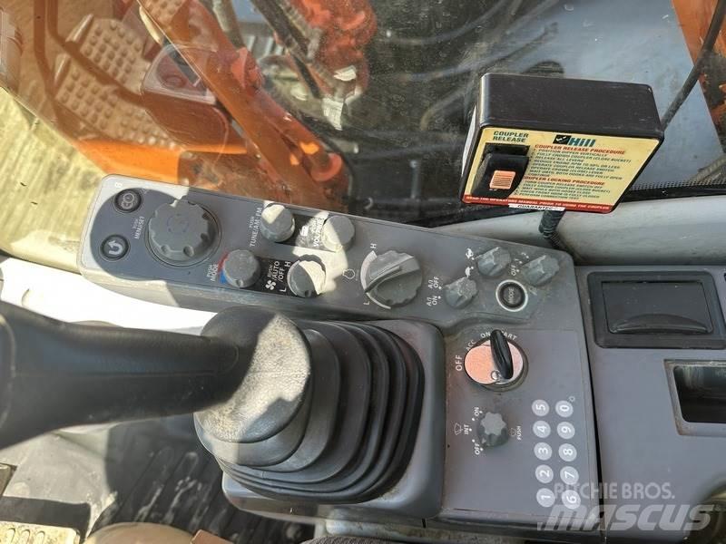 Hitachi ZX210LC-6 Escavadoras de rastos