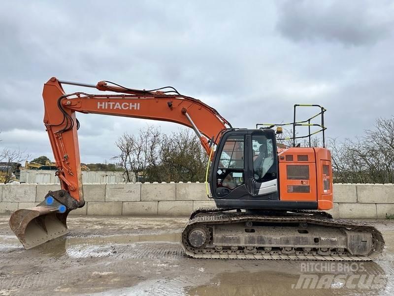 Hitachi ZX225USLC-6 Escavadoras de rastos