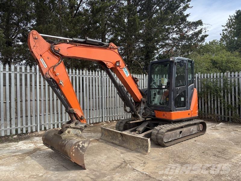 Hitachi ZX65 Escavadoras Midi 7t - 12t