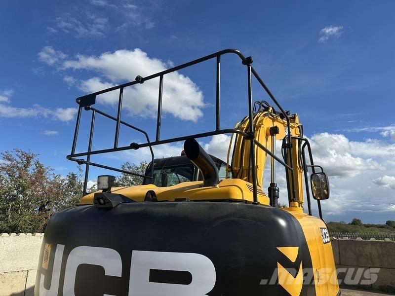 JCB JS131 LC Escavadoras de rastos