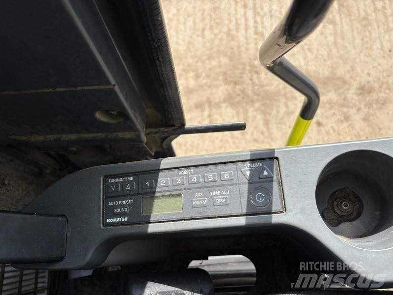 Komatsu PC210LC-10 Escavadoras de rastos