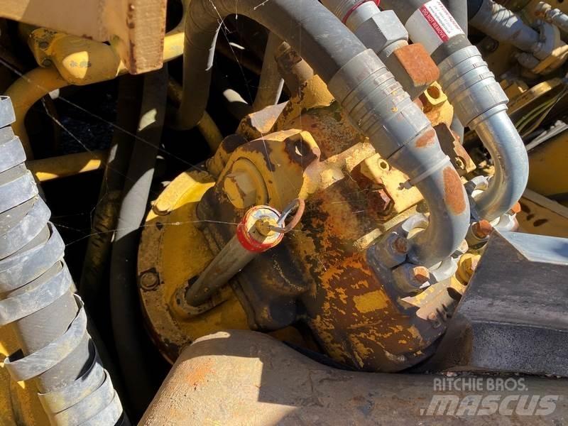 Komatsu PC450LC-8 Escavadoras de rastos