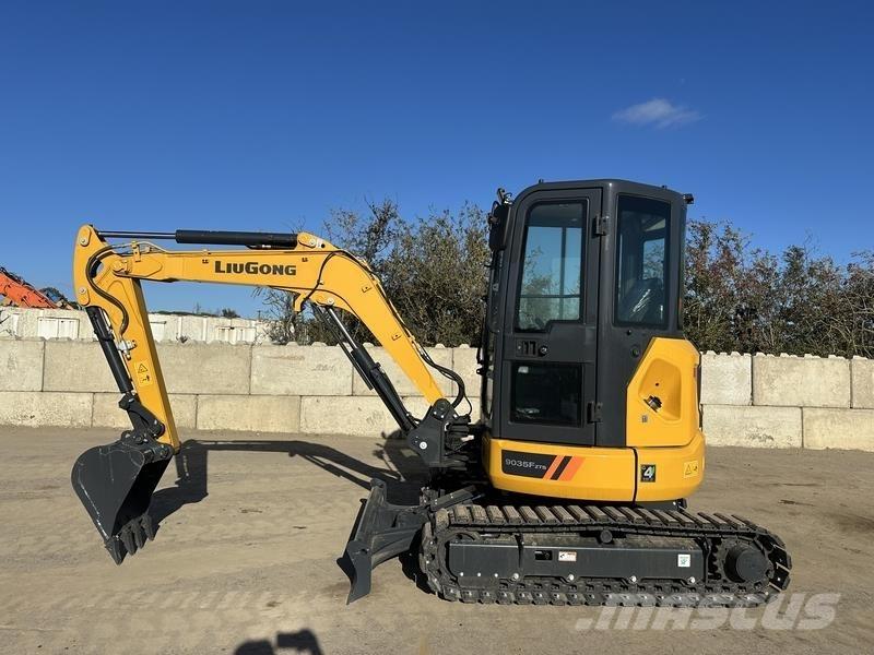 LiuGong CLG9035F Mini Escavadoras <7t
