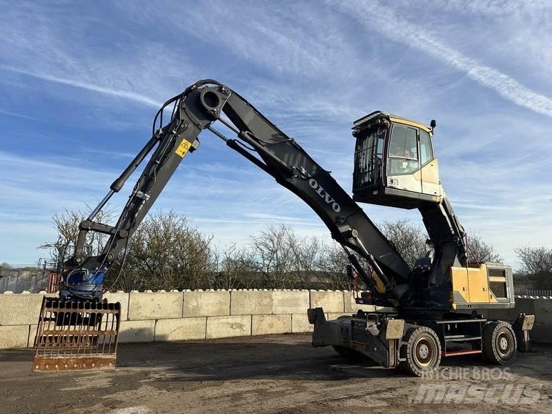 Volvo EW240 EMH Movimentação cargas - Outros

