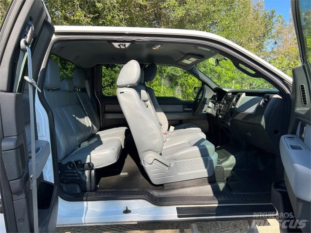 Ford F-150 Pick up de caixa aberta
