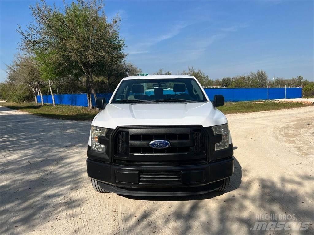 Ford F-150 Pick up de caixa aberta