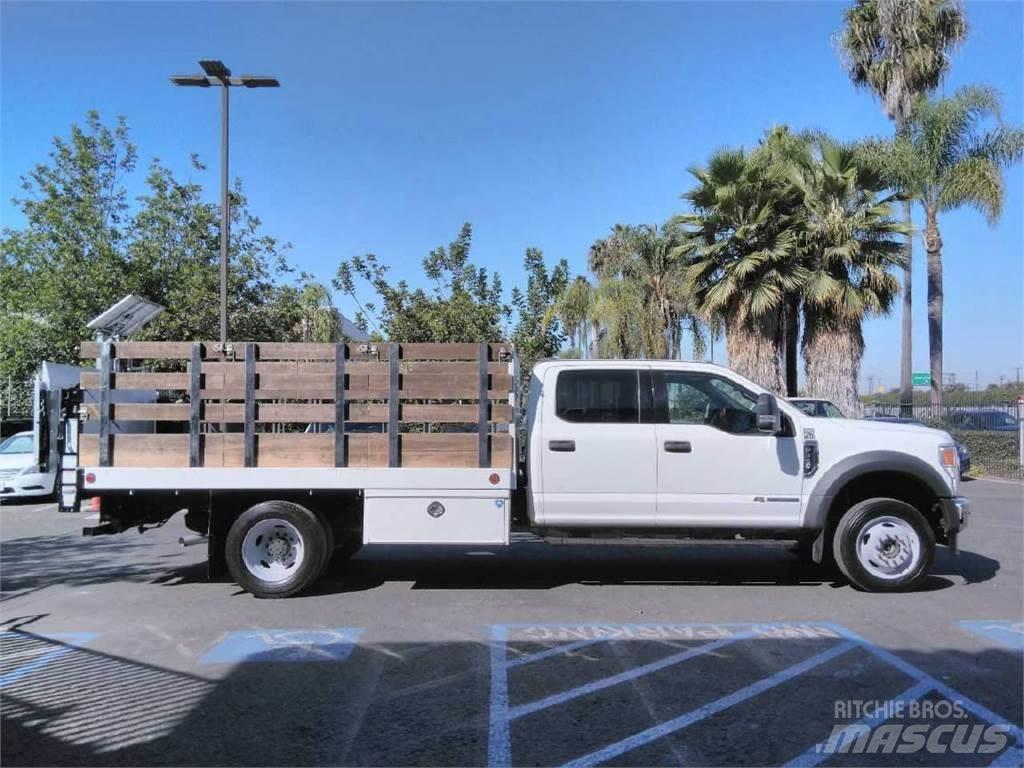 Ford F550 CREW CAB 4 Camiões de caixa fechada