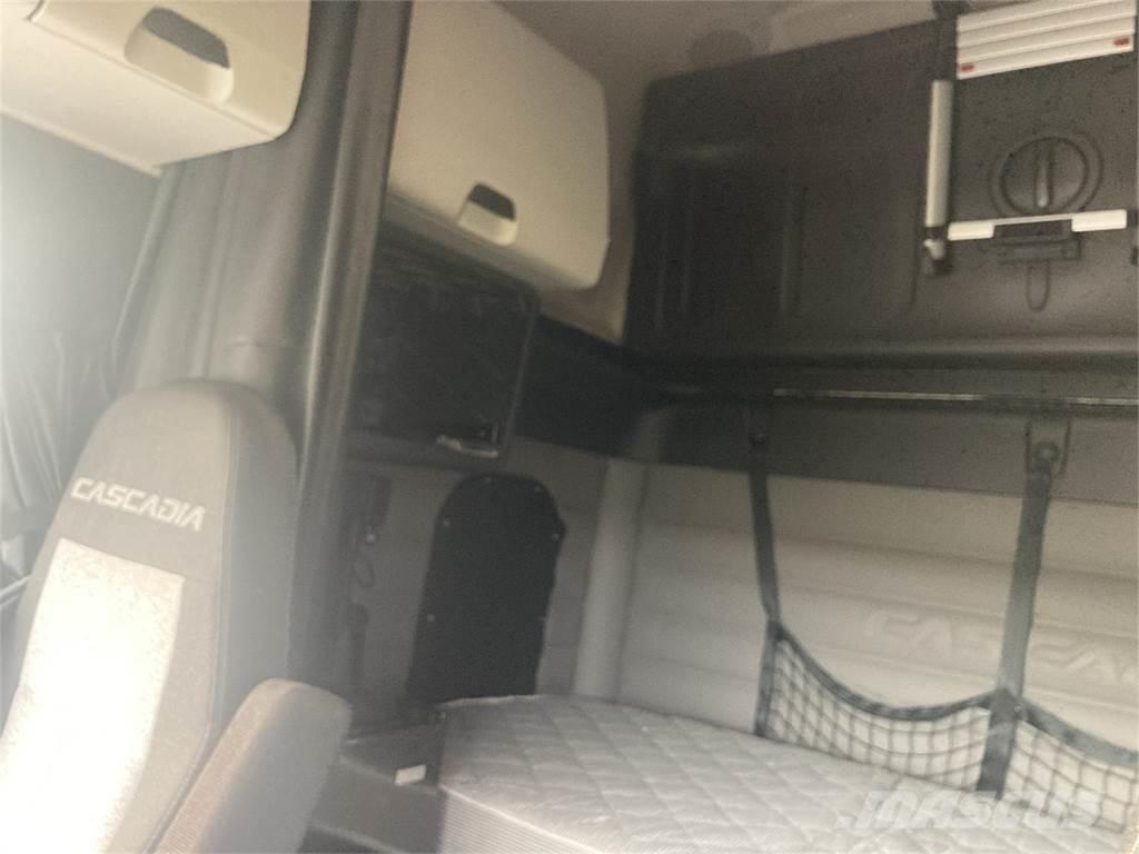 Freightliner  Tractores (camiões)