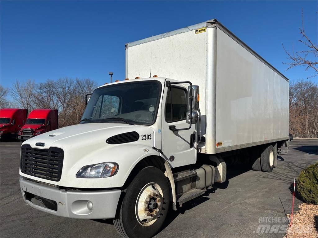 Freightliner M2 106 Camiões de caixa fechada