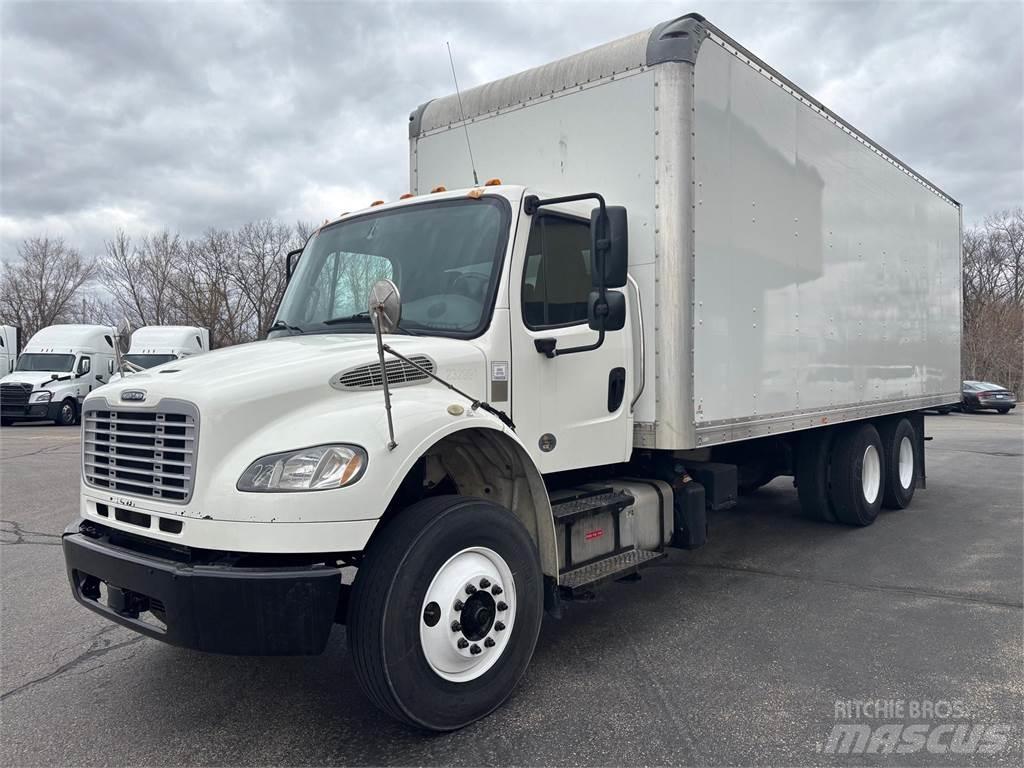 Freightliner M2 106 Camiões de caixa fechada
