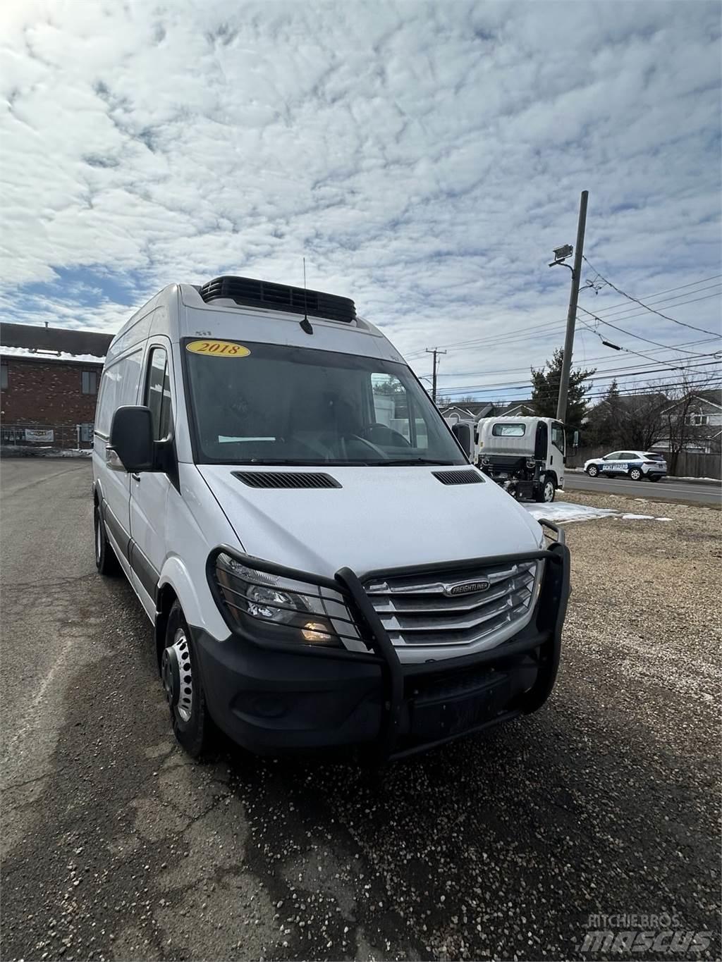 Freightliner sprinter Camiões de caixa fechada