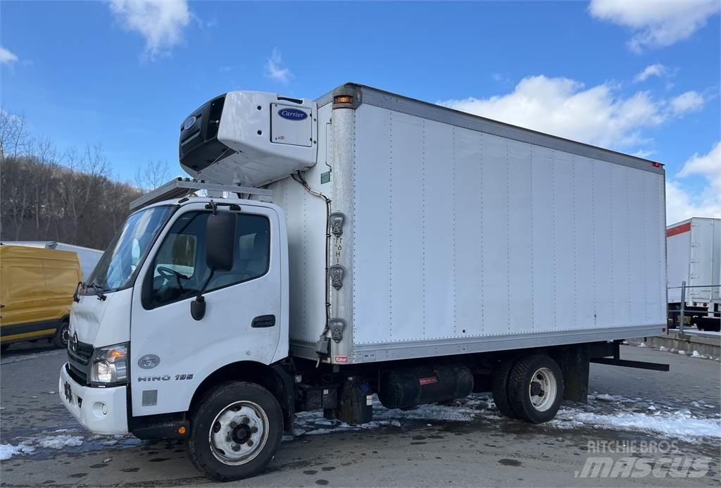 Hino 195 Camiões de caixa fechada