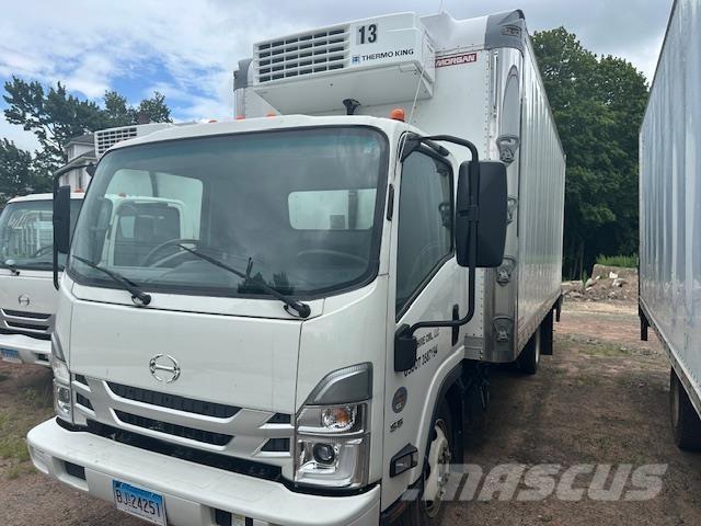 Hino S5 Camiões de caixa fechada