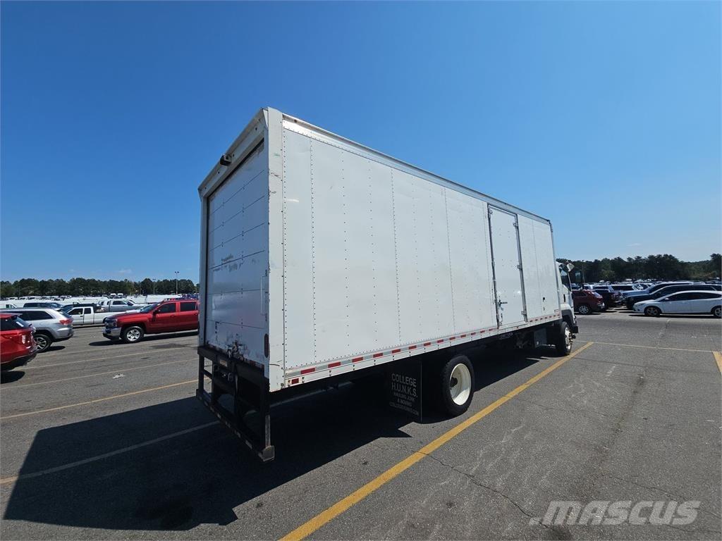 Isuzu FTR Camiões de caixa fechada