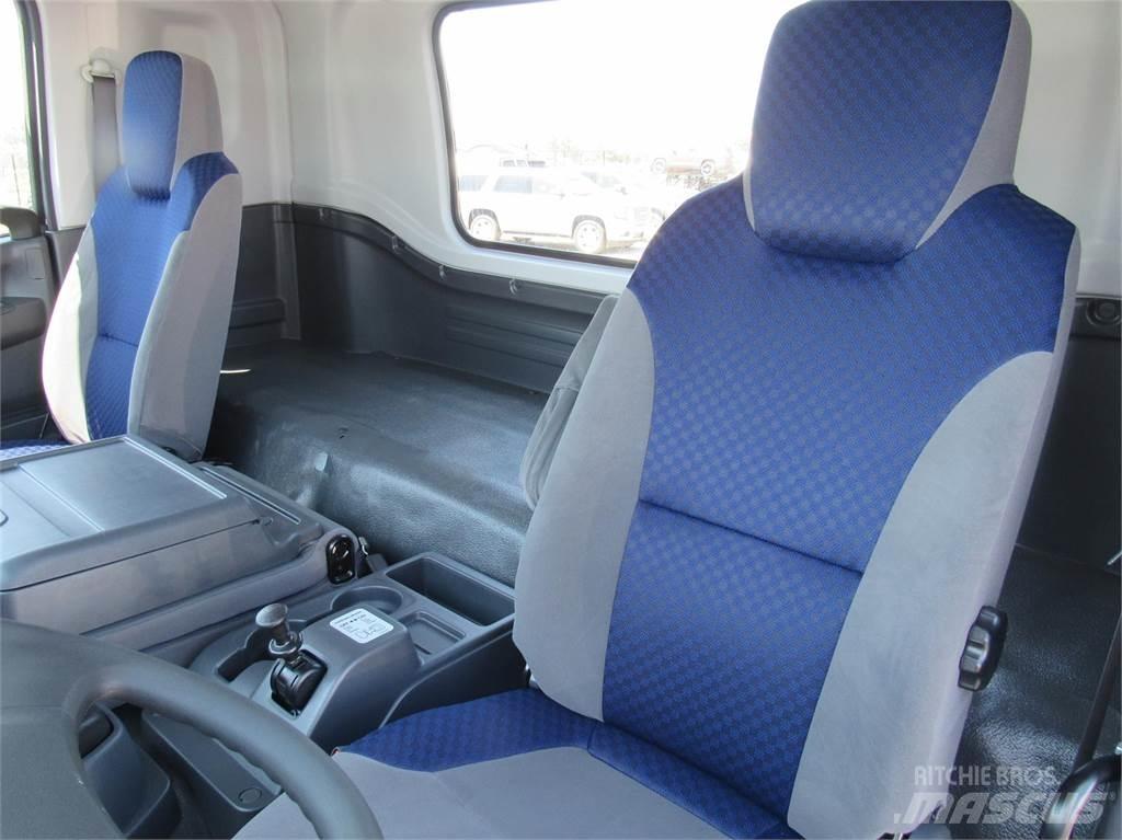 Isuzu FTR Diesel Camiões de chassis e cabine