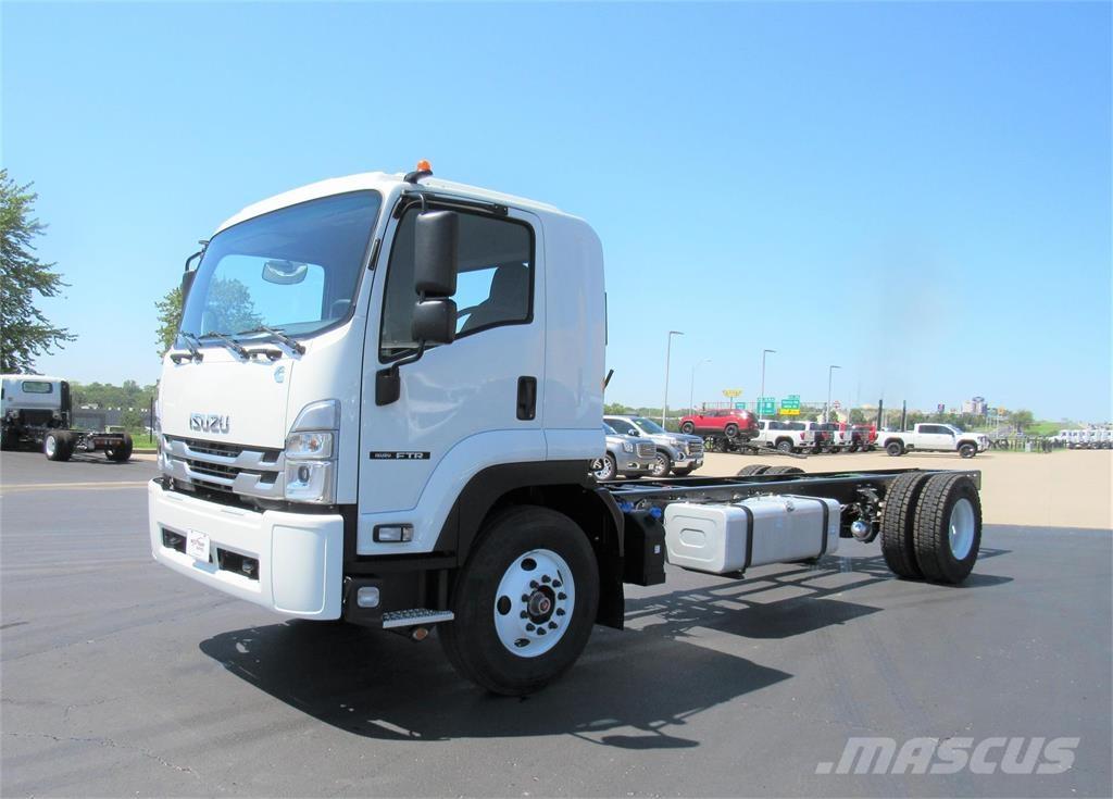Isuzu FTR MT5 Camiões de chassis e cabine