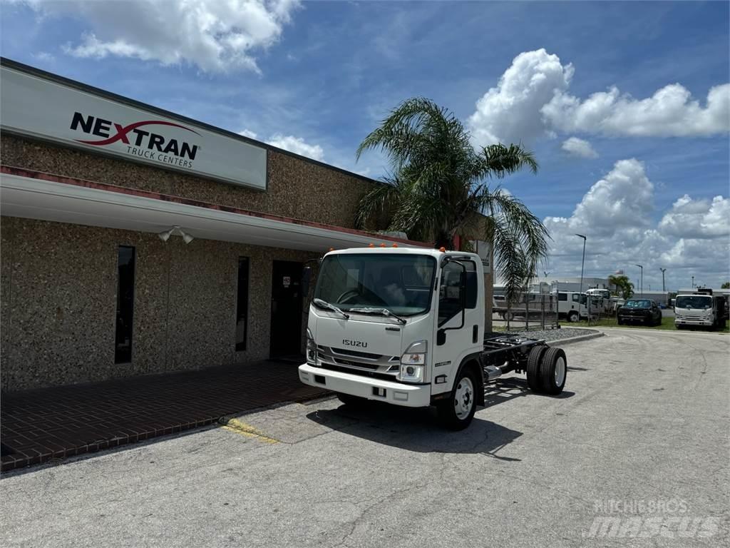 Isuzu NPR-1F204 Camiões de chassis e cabine