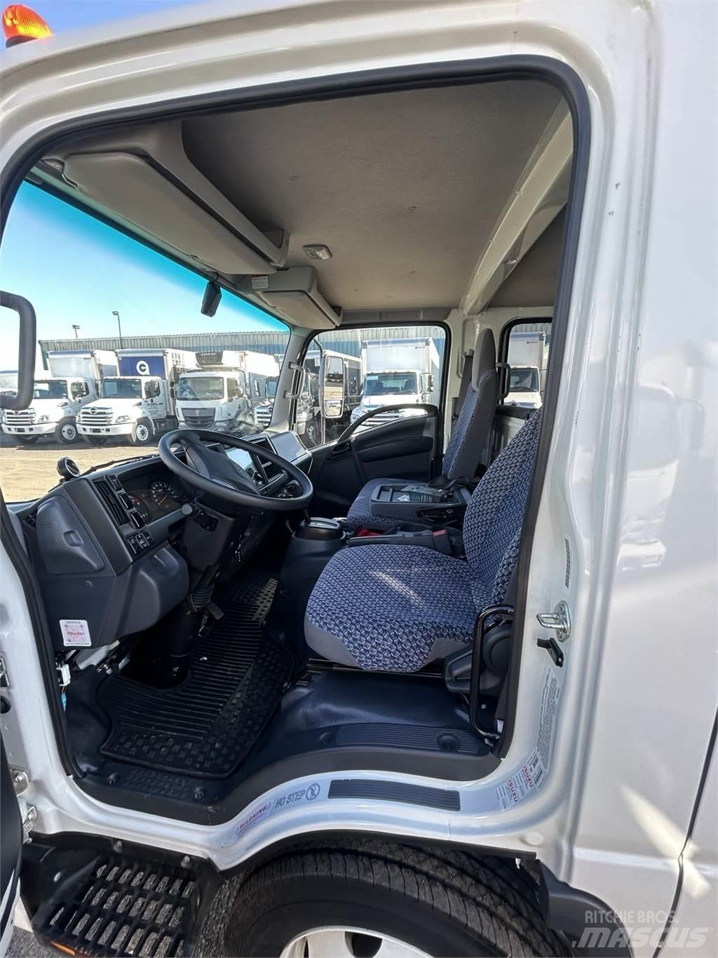 Isuzu NPR HD DC Camiões de caixa fechada