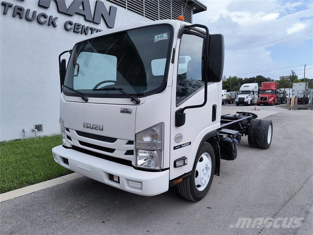 Isuzu NQR Camiões de chassis e cabine